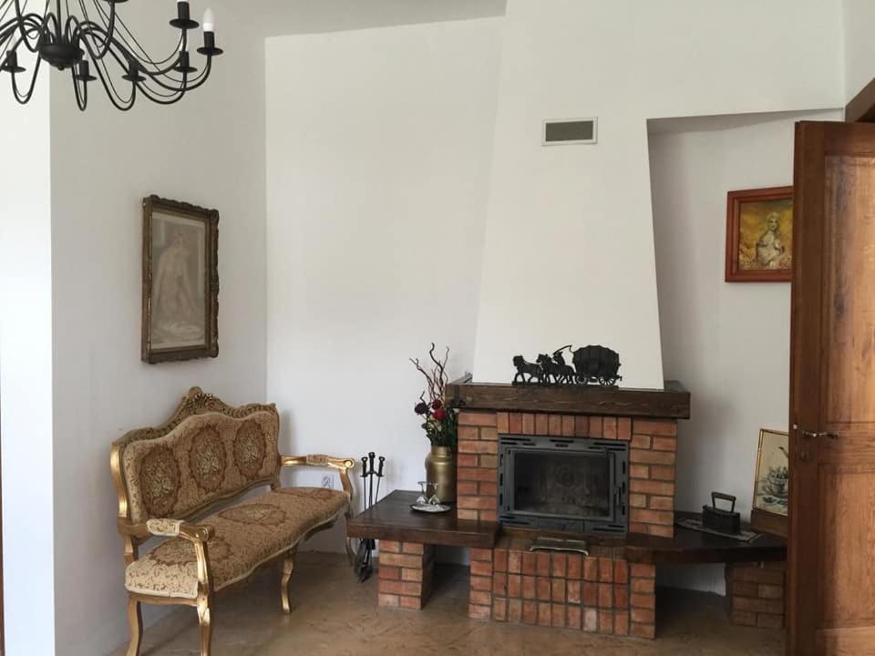 Il Piccolo Castello Busteni Buşteni Exterior foto