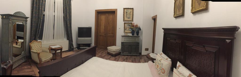Il Piccolo Castello Busteni Buşteni Quarto foto